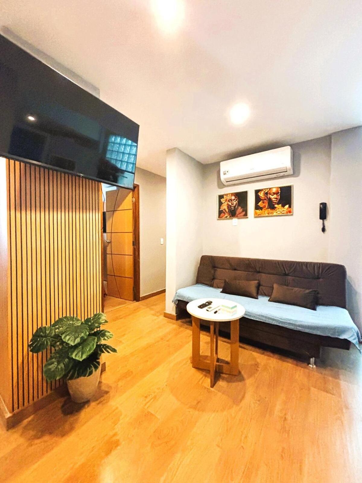 Apartamento Maravilhoso - Amplo, Reformado E Novo! *